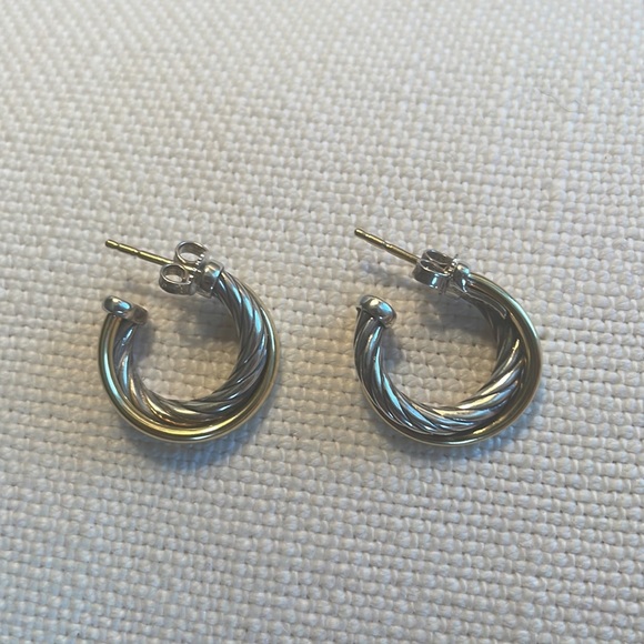 David Yurman Crossover Hoop Earrings in Sterling Silver with 18K Yellow Gold - Picture 7 of 7